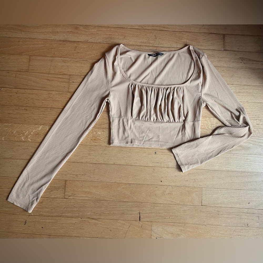 Tan long sleeve crop top